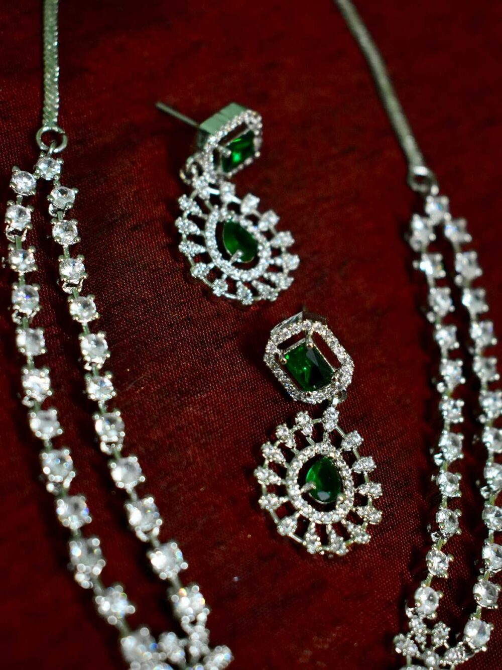 💚 Lerora Green Two-Layered Cute AD Necklace Set – LJ5 - Image 2