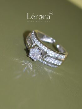 ✨ Lerora Sparkle Meets Silver Diamond Silver Ring