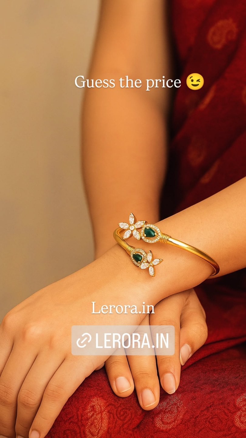 🌿 Lerora Elegant Flower Green Gold Bracelet