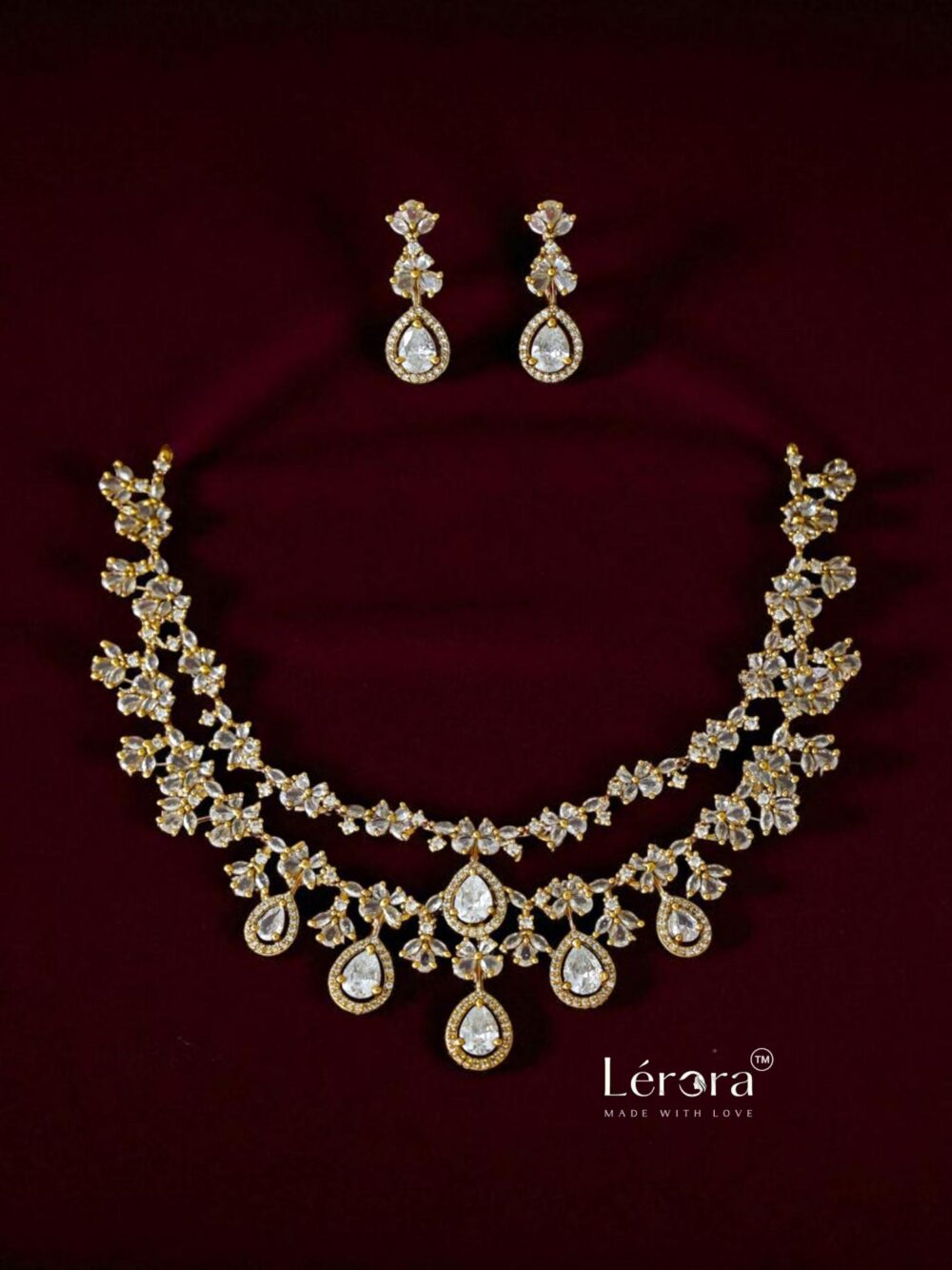 Lerora Queen Gold Lookalike Diamond Set LJ3