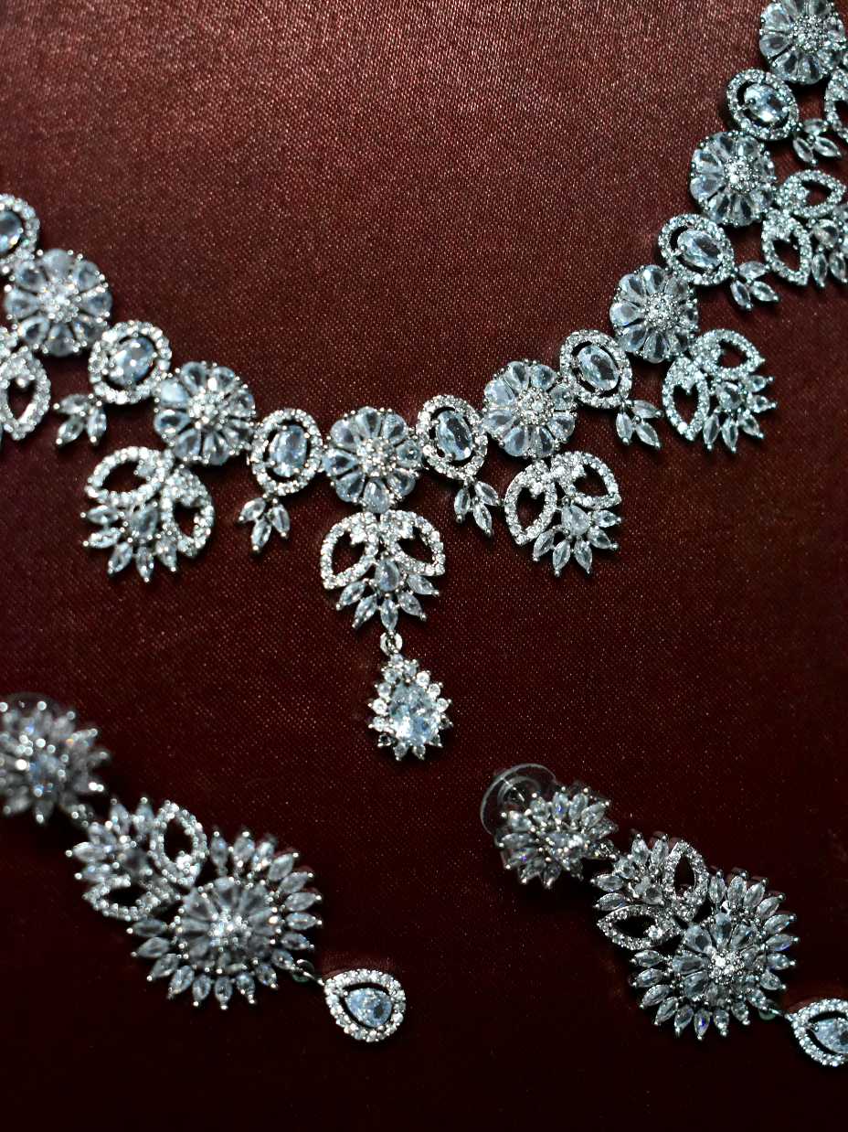 Lerora White Zirconia AD Necklace Set đ¤LJ9 - Image 2