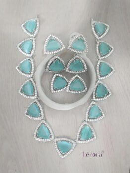 🍃 Lerora Mint Tanishq Inspired Triangle Diamond Set LJ10